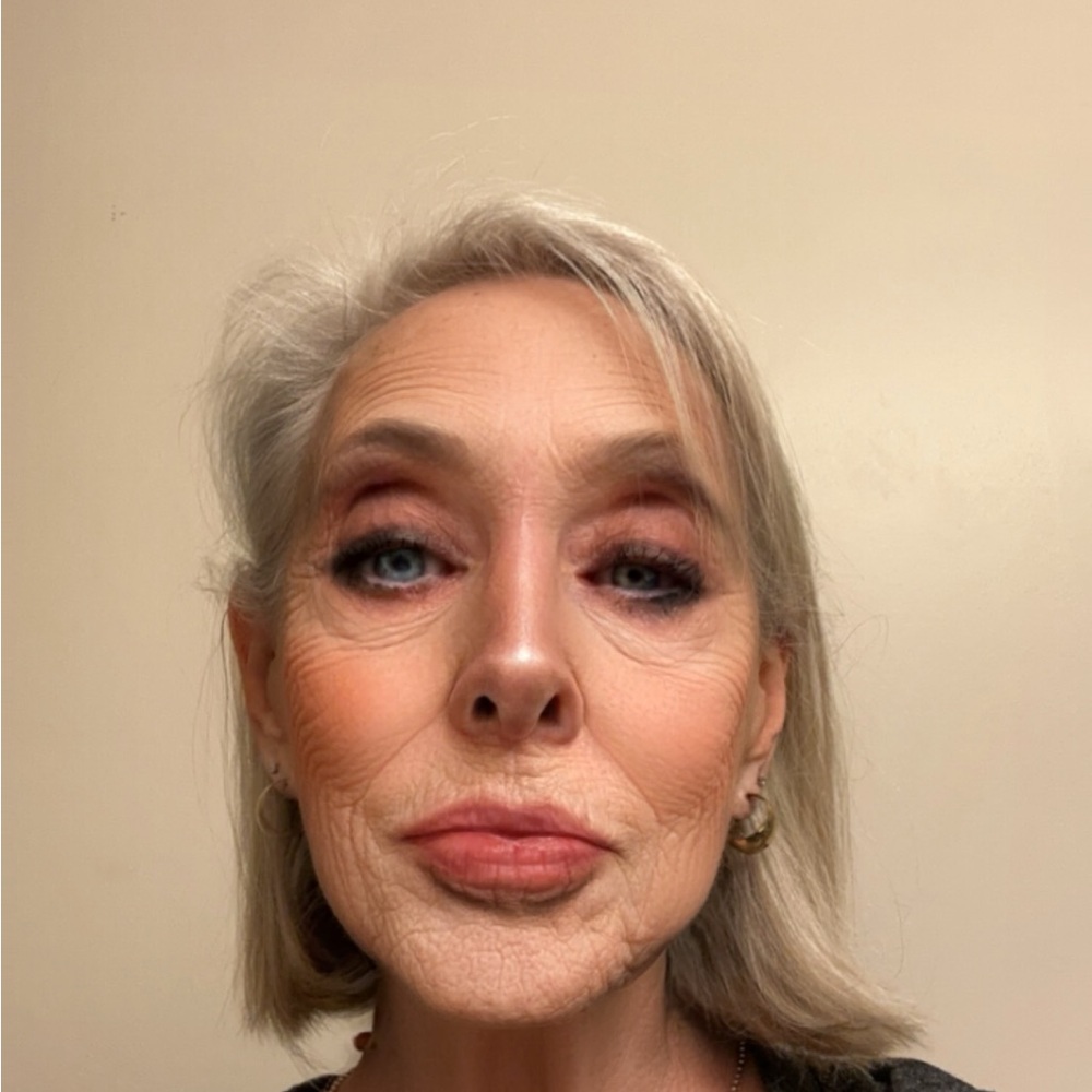 Meet your Posher, Diana